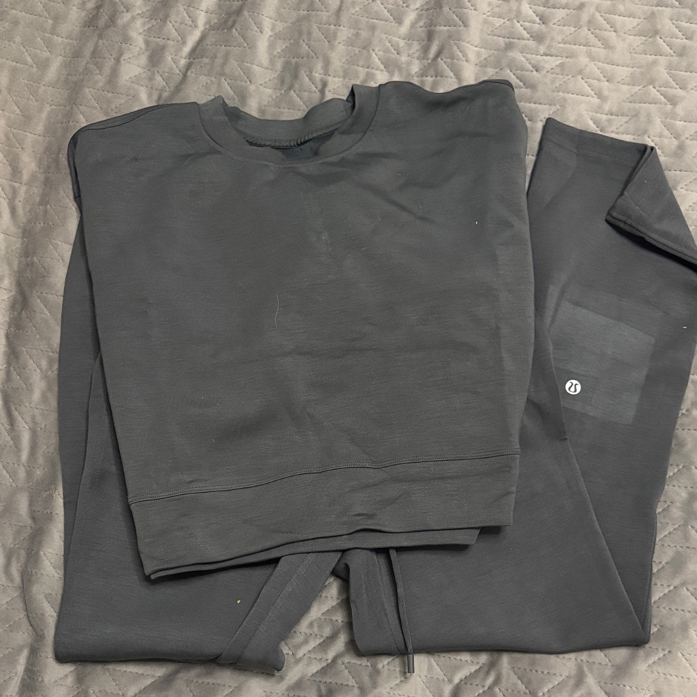 Lululemon grey Athleisure Set - Crew Sweatshirt & joggers ; ultra soft.
